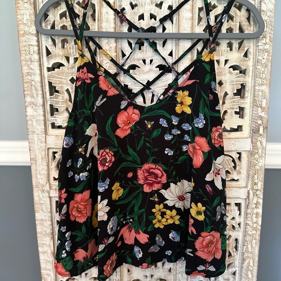 Women's tank - Picture 2 of 5